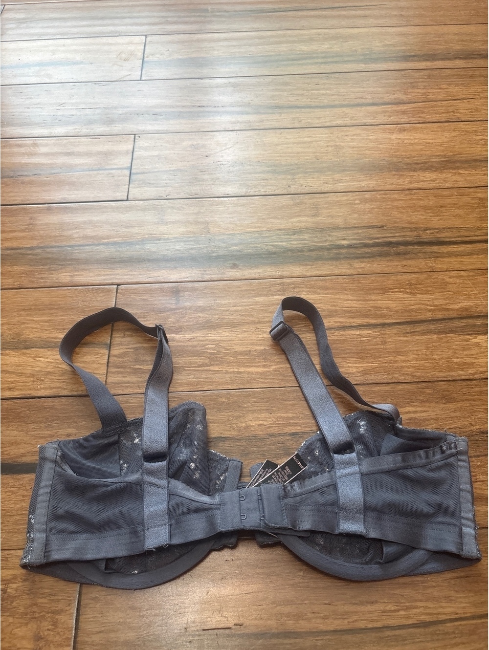 Victoria’s Secret Very Sexy Unlined Demi Gray Lace Mesh 34DD Bra - Picture 5 of 8